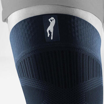 Bauerfeind Sports Compression Knee Support Dirk Nowitzki